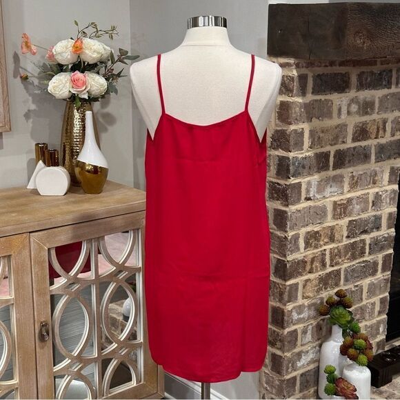 THREE EIGHTY TWO Women’s Ruffled Dress in the Size Large in the Color Red - Picture 11 of 14